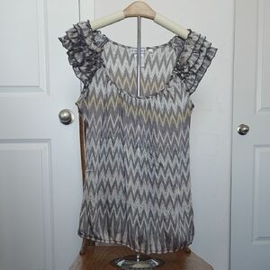 Soulmates Chevron Ruffle Sleeve Blouse - Gray and Yellow